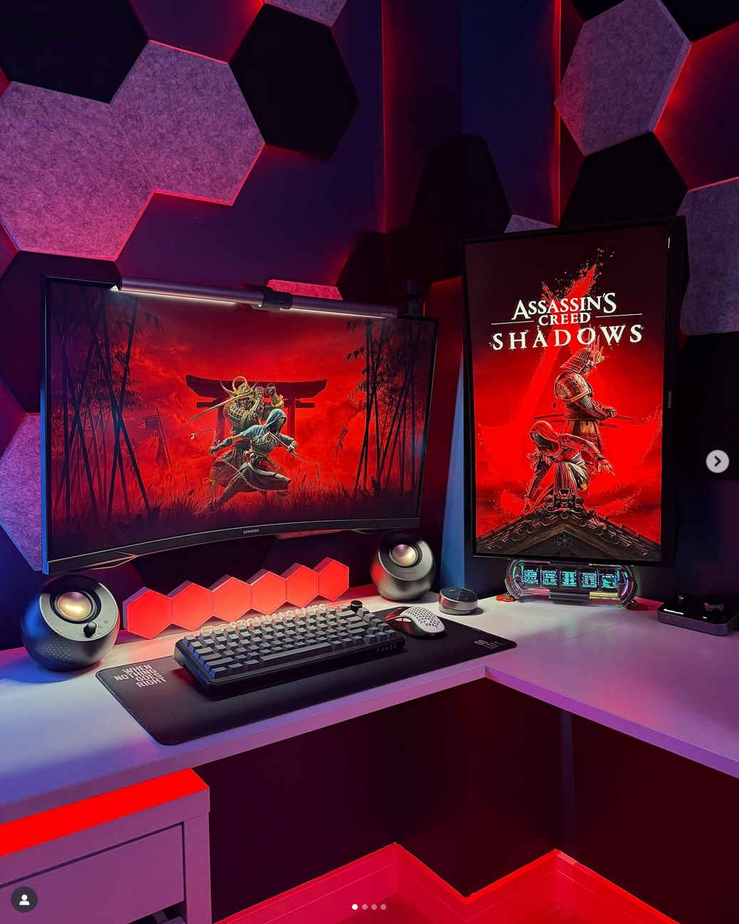 Gaming station